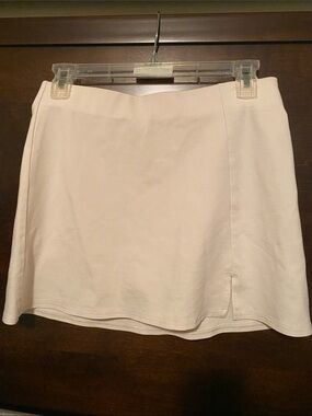 American Eagle Outfitters Cream A-Line Mini Skort with Side Slit